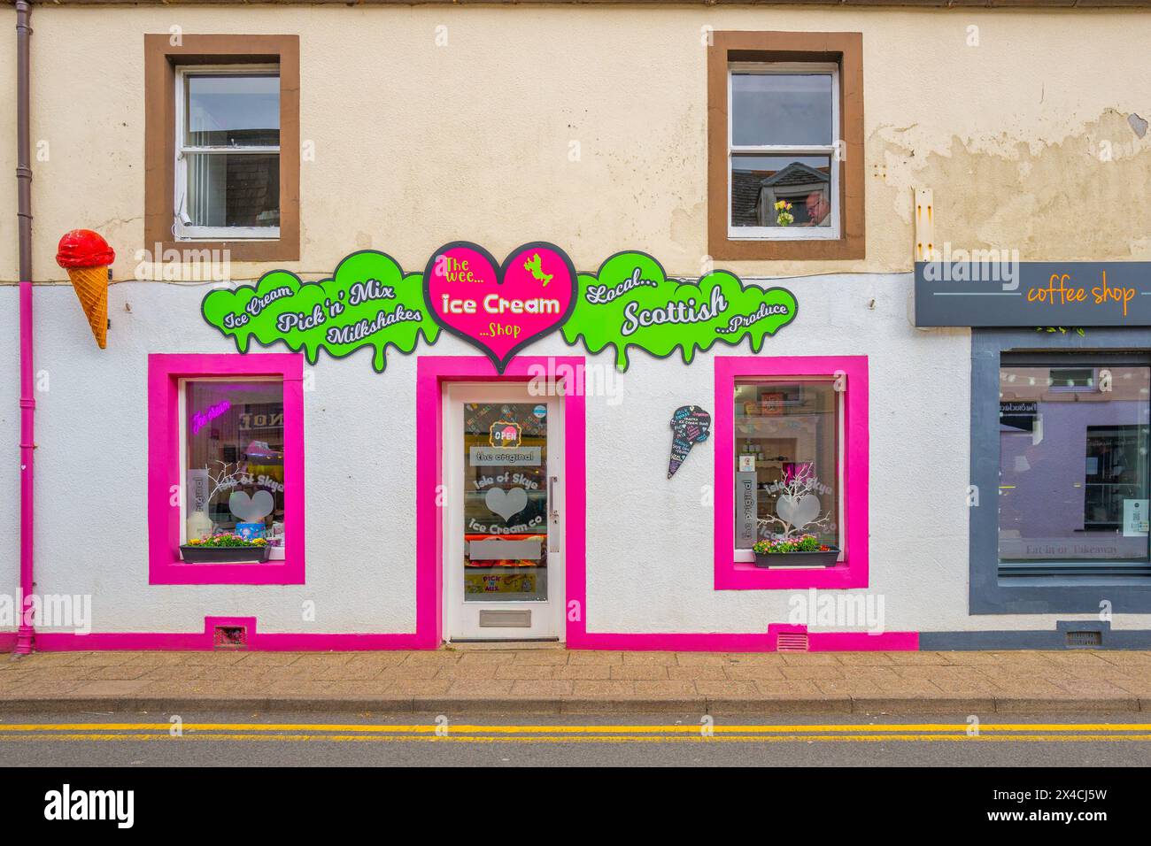 Wee scotland shop hi-res stock photography and images - Alamy