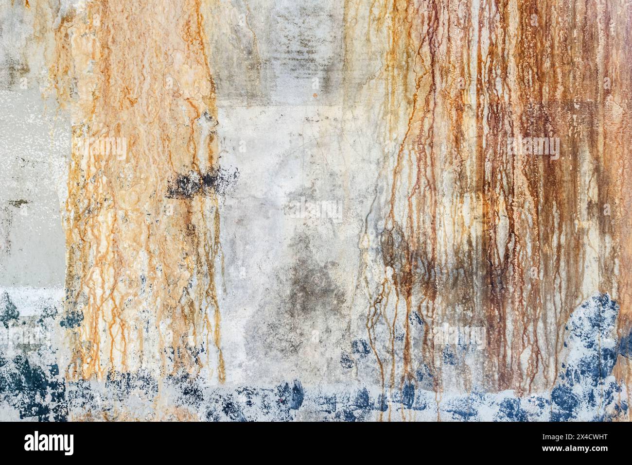 USA, Washington State, Whidbey Island. Fort Casey Historical State Park, rusty wall abstract Stock Photo