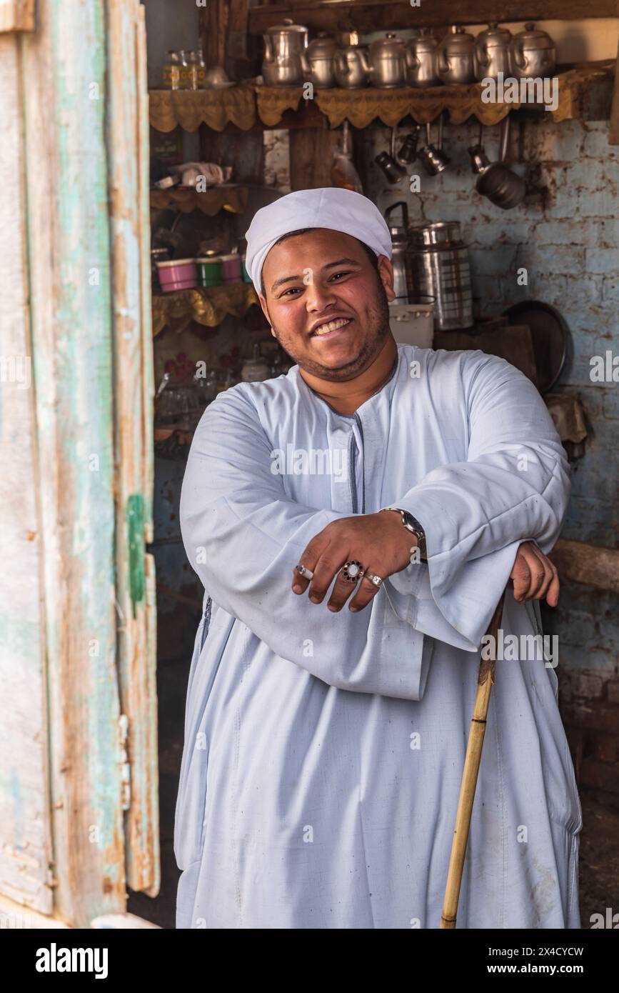Camel handler hi-res stock photography and images - Alamy