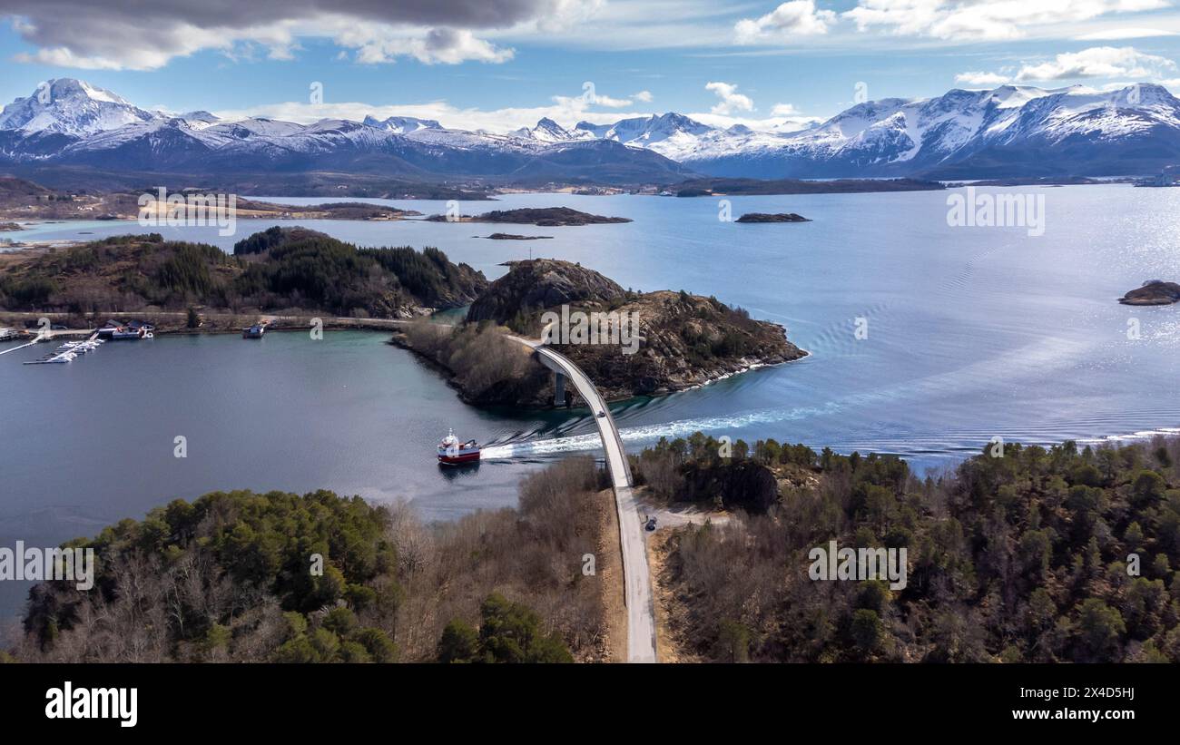 Bridge to the island of Storoya and Gronnoya in Nordland county, Norway Stock Photo