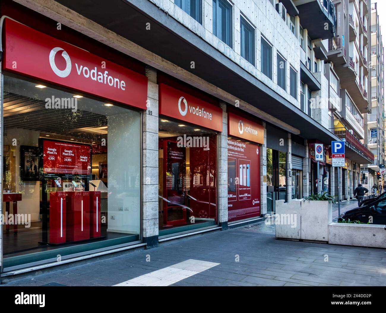 Illuminated storefront hi res stock photography and images Alamy