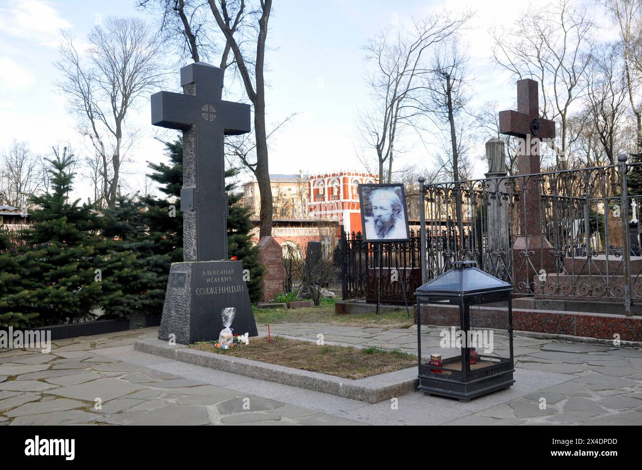 The grave of Alexander Solzhenitsyn at the Donskoye Cemetery in Moscow Stock Photo