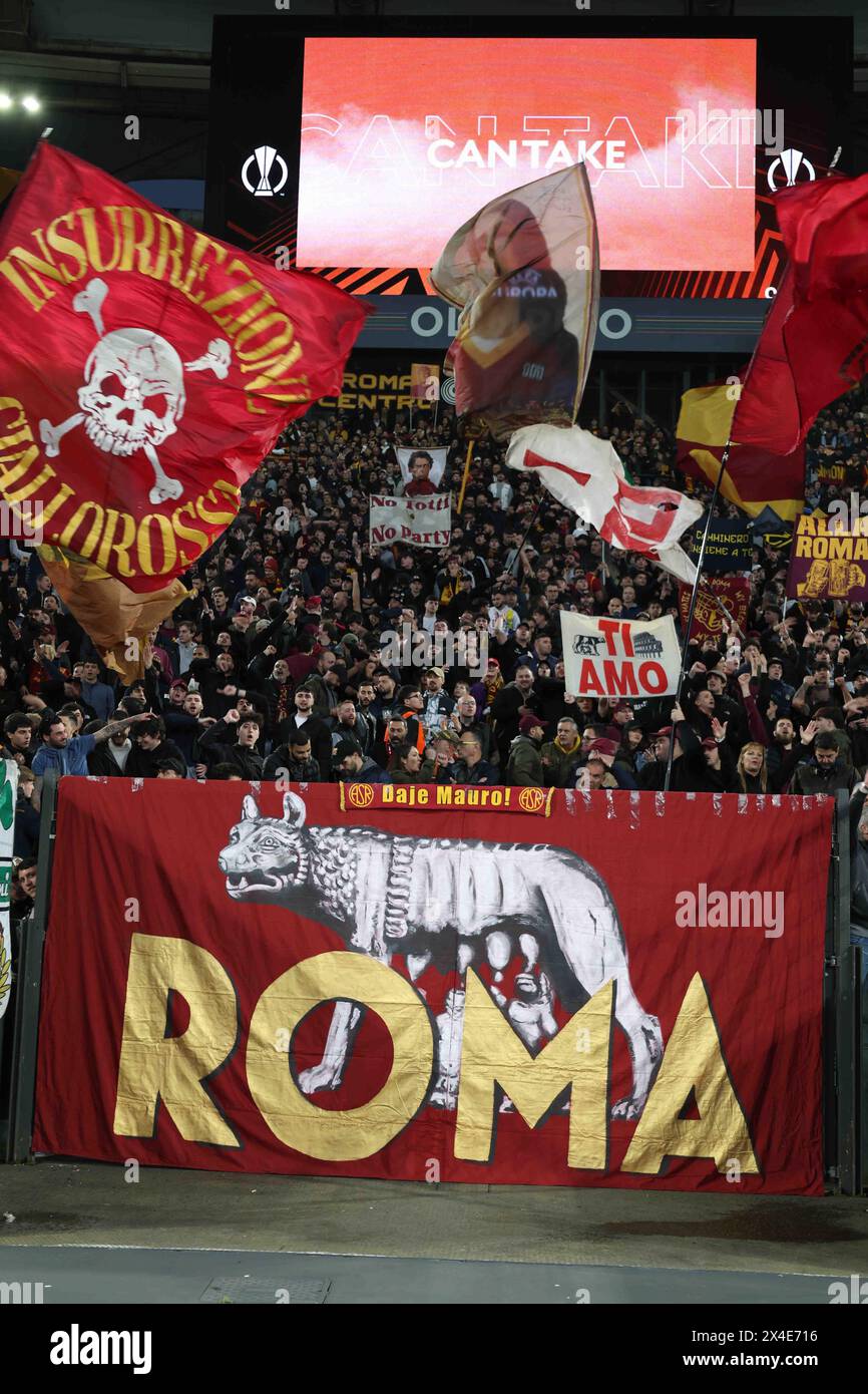 Roma, Lazio, ITALIA. 2nd May, 2024. 02/05/2024 Rome, Olympic Stadium, football match valid for the semi-final of the Europa League 2023/24 between AS Roma vs Bayer Leverkusen.In the picture: supporters Roma (Credit Image: © Fabio Sasso/ZUMA Press Wire) EDITORIAL USAGE ONLY! Not for Commercial USAGE! Stock Photo