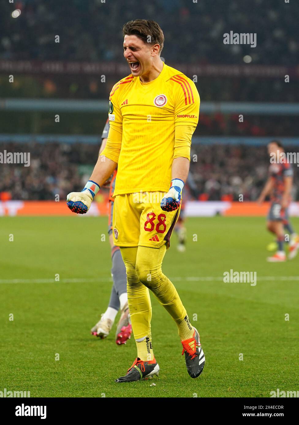olympiacos-goalkeeper-konstantinos-tzolakis-reacts-after-aston-villa-s