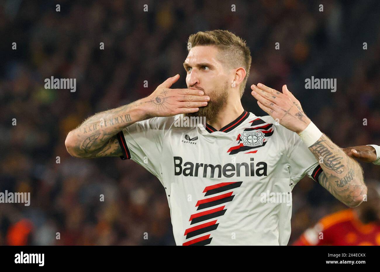 Roma, Lazio, ITALIA. 2nd May, 2024. 02/05/2024 Rome, Olympic Stadium, football match valid for the semi-final of the Europa League 2023/24 between AS Roma vs Bayer Leverkusen.In the picture: Robert Andrich (Bayer 04 Leverkusen) goal (Credit Image: © Fabio Sasso/ZUMA Press Wire) EDITORIAL USAGE ONLY! Not for Commercial USAGE! Stock Photo