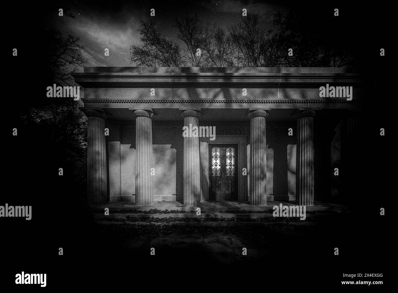 USA, Sleepy Hollow. Sleepy Hollow Cemetery, Harry and Leona Helmsley Mausoleum (PR) Stock Photo