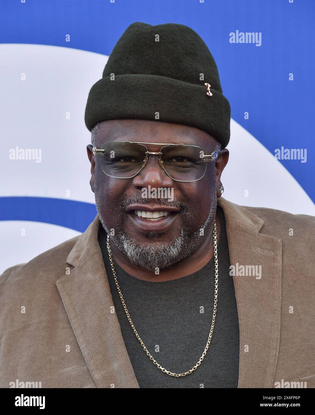 Cedric the Entertainer arriving to the CBS 20242025 Fall Schedule