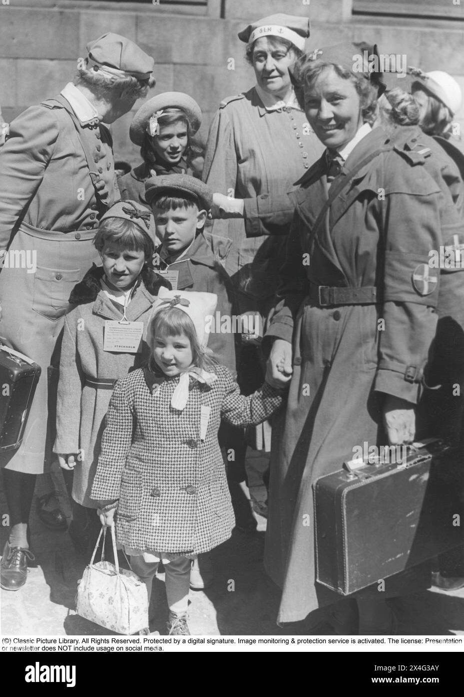 World war ii 1939 1945 evacuation hi-res stock photography and images ...