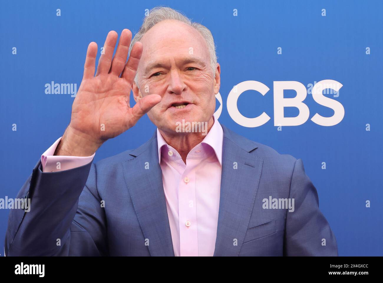 Scott pelley hi-res stock photography and images - Alamy