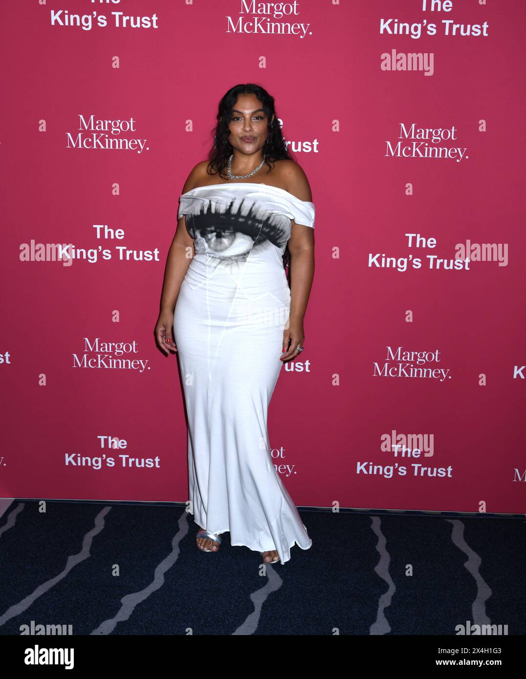 May 2, 2024, New York, New York, USA: Paloma Elsesser attends The King's Trust Global Gala 2024 at Cipriani South Street in New York. (Credit Image: © Photo Image Press via ZUMA Press Wire) EDITORIAL USAGE ONLY! Not for Commercial USAGE! Stock Photo