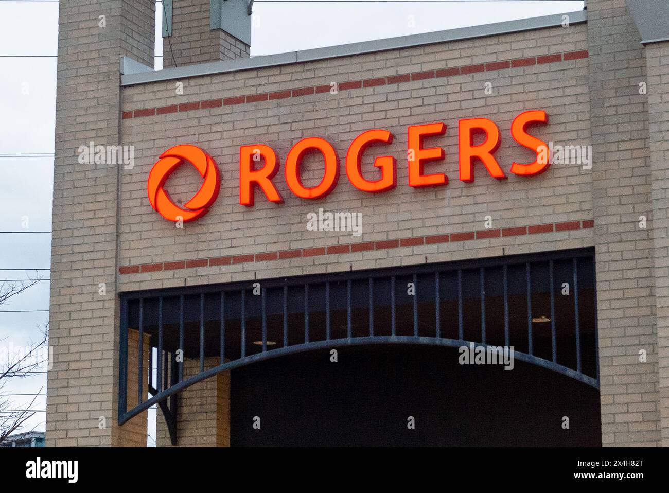 Rogers media building logo hi-res stock photography and images - Alamy