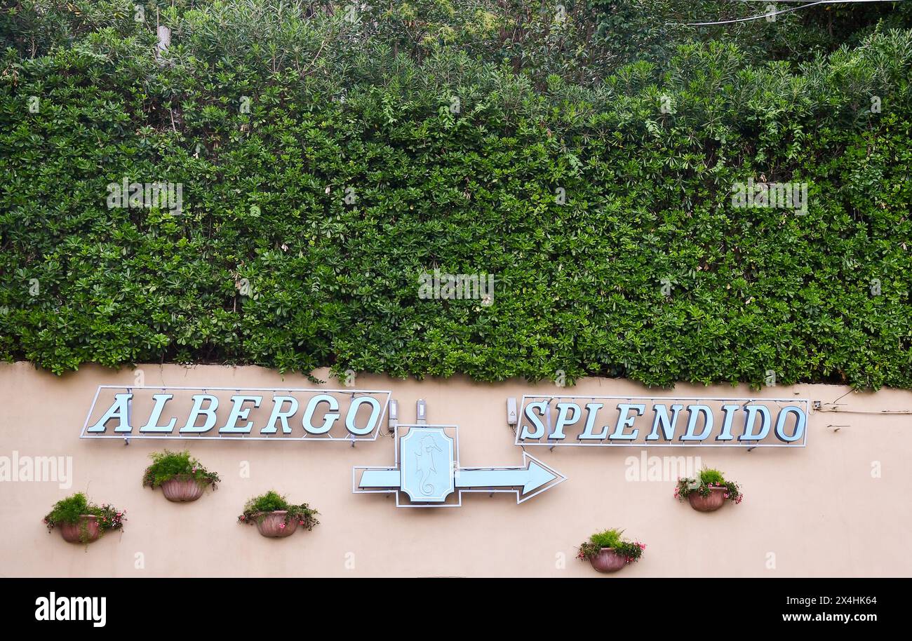 Direction sign to the luxury Belmond Hotel Splendido 5-star hotel on a hill above Portofino, Genoa, Liguria, Italy Stock Photo