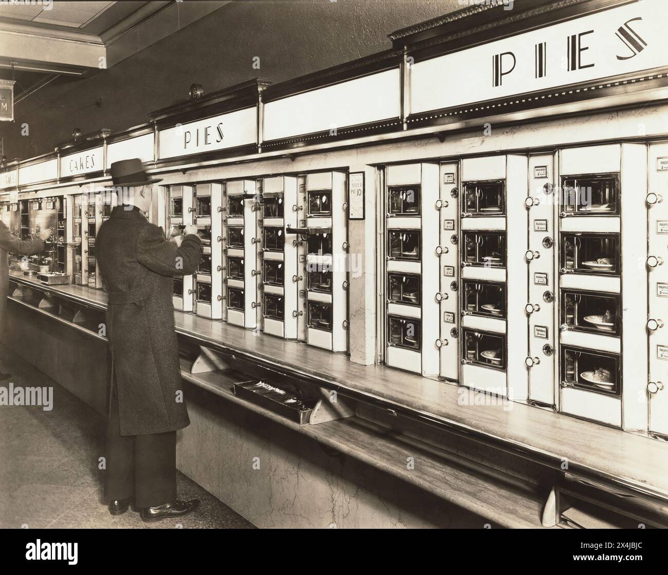 Automat new york hi-res stock photography and images - Alamy