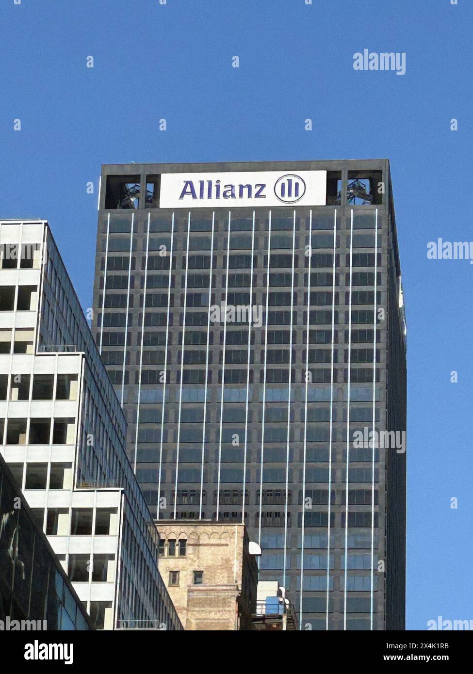 Allianz Building, low angle exterior view, Avenue of the Americas, New ...