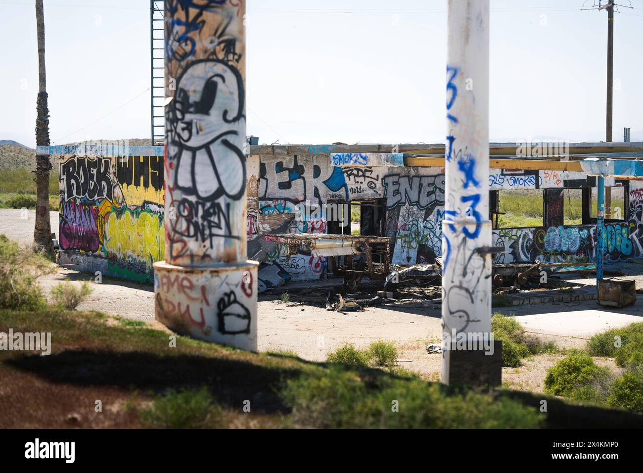 Abandoned Gas Station and Diner near Barstow, California Stock Photo