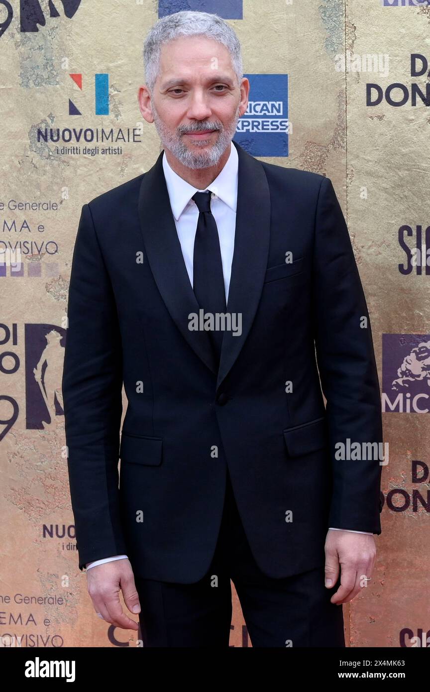Beppe Fiorello bei der 69. Verleihung der Filmpreise Premi David di Donatello 2024 in den Cinecittà Studios. Rom, 03.05.2024 Stock Photo