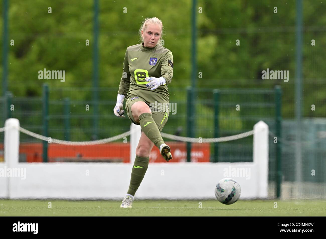 goalkeeper Milla Majasaari (1) of Anderlecht pictured during a female