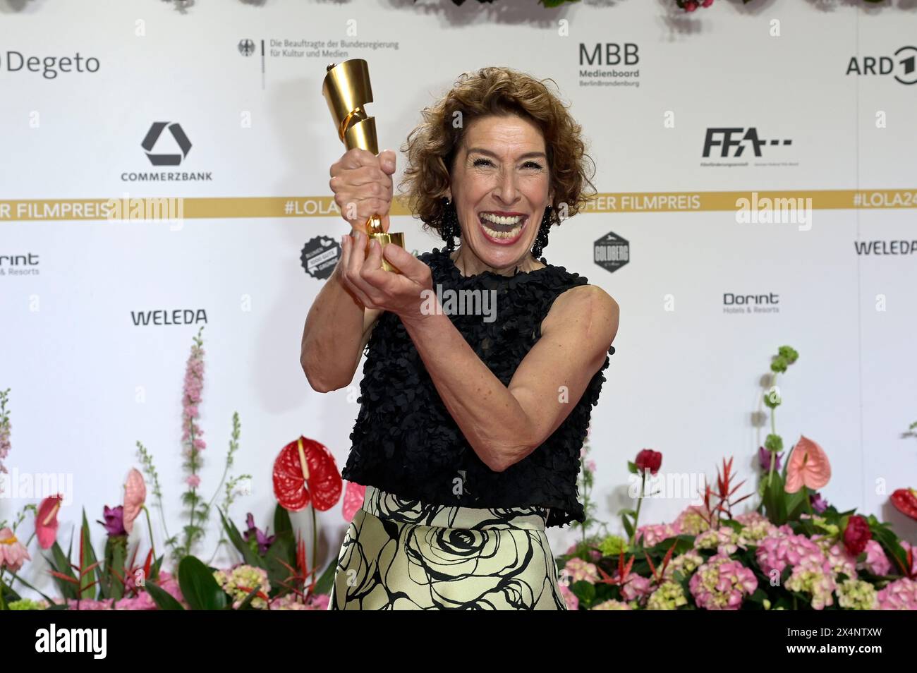 Adele Neuhauser bei der 74. Verleihung des Deutschen Filmpreises 2024 im Theater am Potsdamer Platz. Berlin, 03.05.2024 Stock Photo