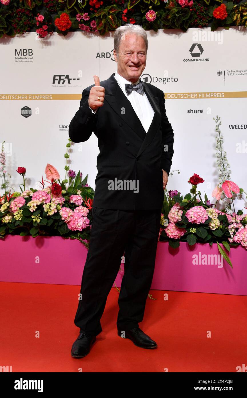 Tom Gerhardt bei der 74. Verleihung des Deutschen Filmpreises 2024 im Theater am Potsdamer Platz. Berlin, 03.05.2024 Stock Photo