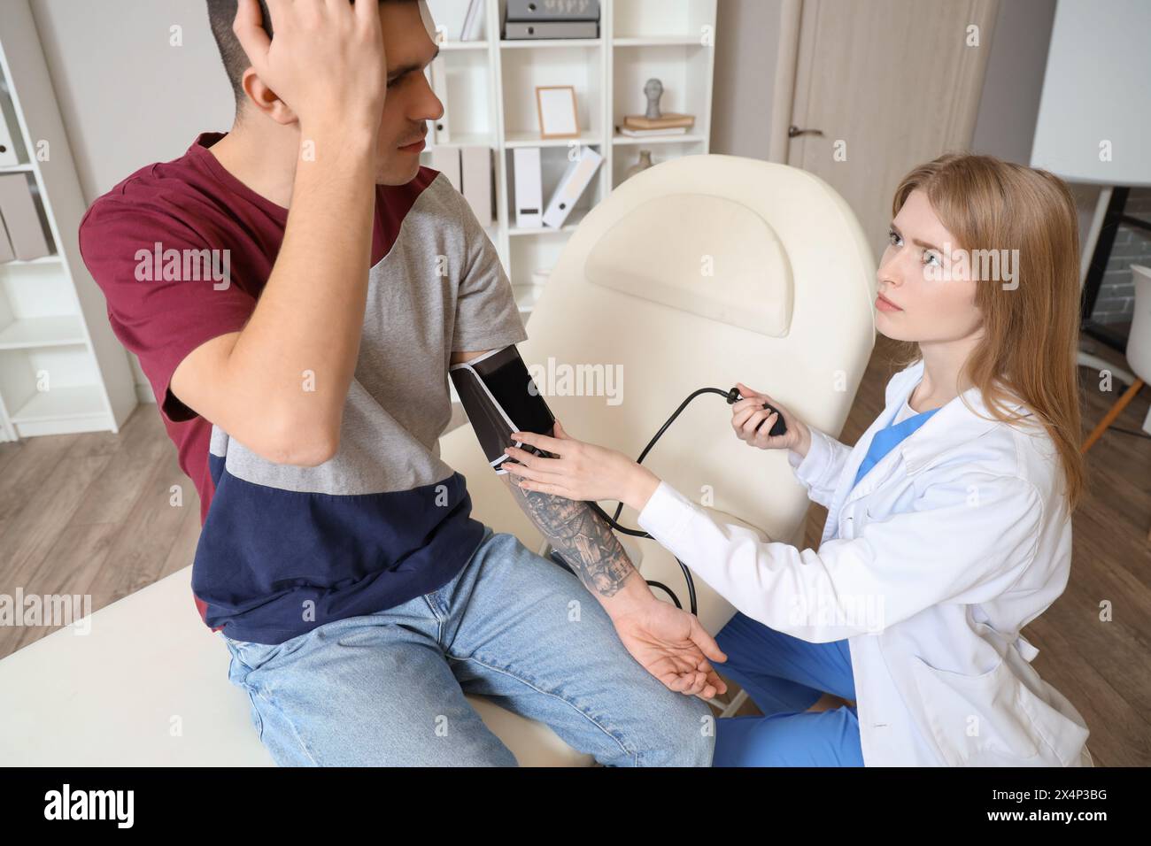 Woman injury head blood hi-res stock photography and images - Alamy