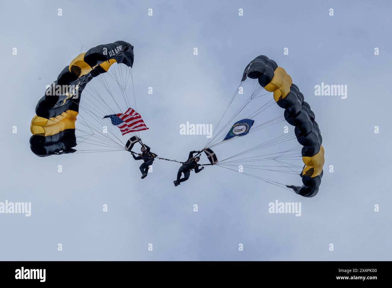 Louisville, United States. 04th May, 2024. The U.S Army Golden Knights parachute team lands at the finish line prior to the 150th Kentucky Derby at Churchill Downs in Louisville, Kentucky on Saturday, May 4, 2024. Photo by Pat Benic/UPI Credit: UPI/Alamy Live News Stock Photo