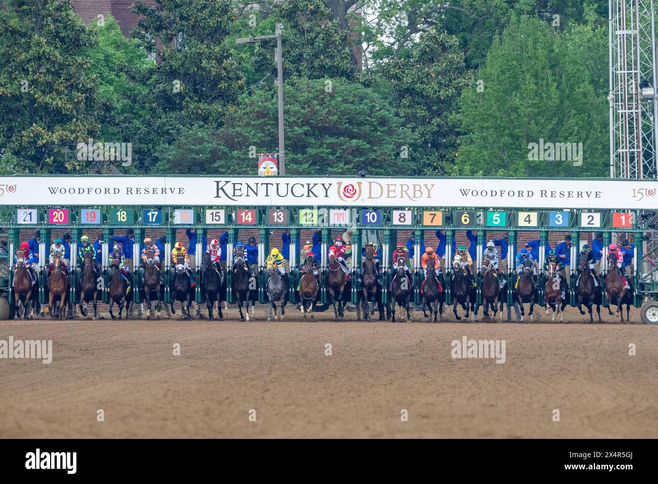Louisville, United States. 04th May, 2024. The 20-horse field leaves the starting gate for the 150th Kentucky Derby at Churchill Downs in Louisville, Kentucky on Saturday, May 4, 2024. Mystik Dan, ridden by Brian Hernandez, Jr, wins. Photo by Pat Benic/UPI Credit: UPI/Alamy Live News Stock Photo