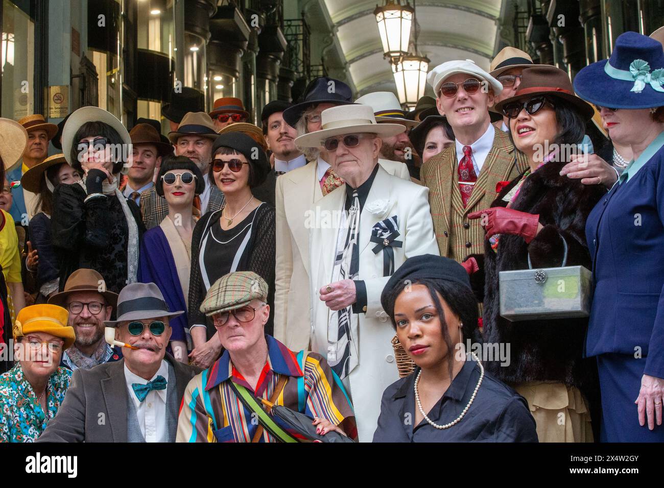 London, England, UK. 5th May, 2024. Dandies and dandizettes are seen around statue of Beau Brummell during The Fourth Grand Flaneur Walk in central London. (Credit Image: © Tayfun Salci/ZUMA Press Wire) EDITORIAL USAGE ONLY! Not for Commercial USAGE! Stock Photo