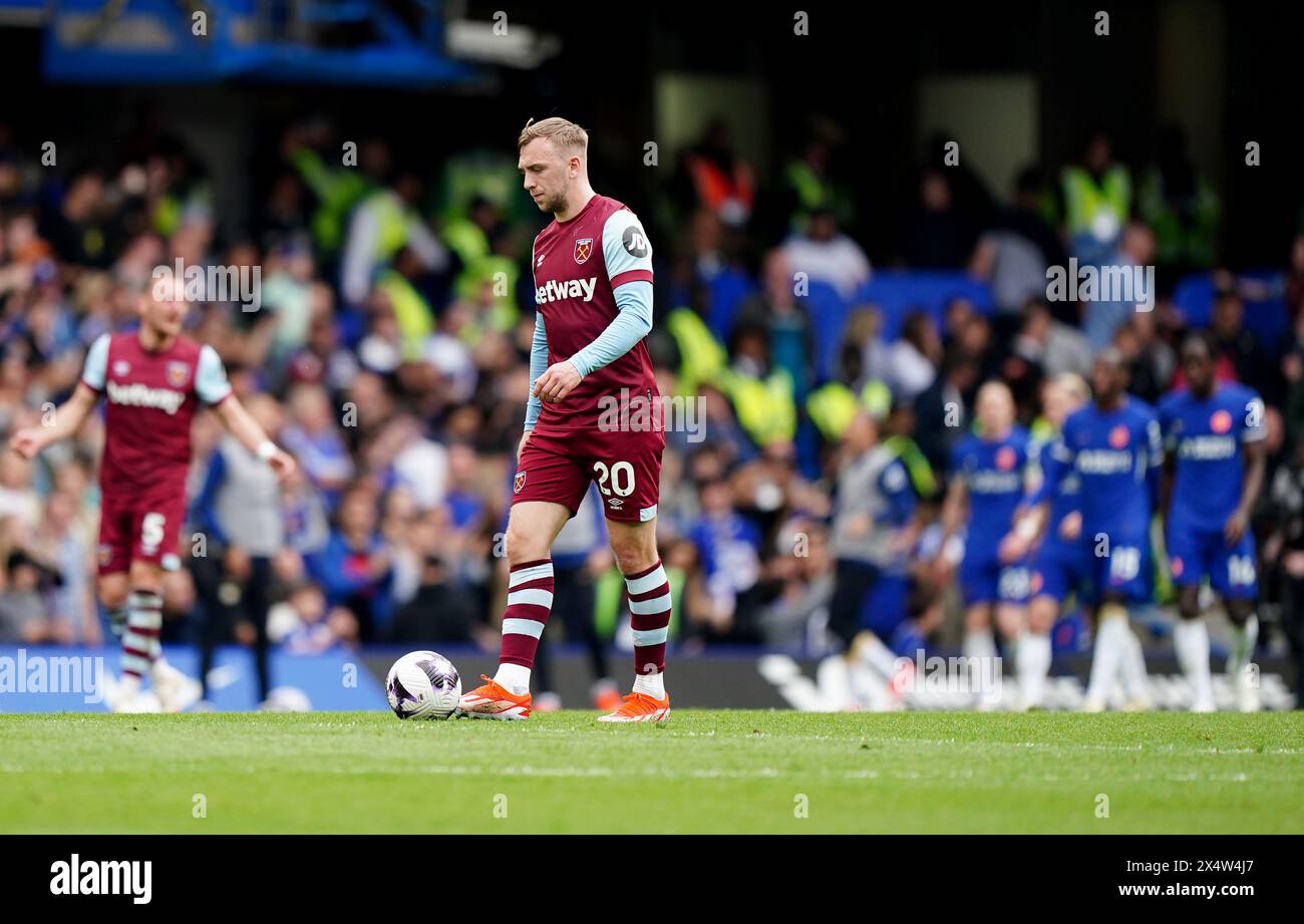 West Ham United's Jarrod Bowen shows his dejection after Chelsea scored