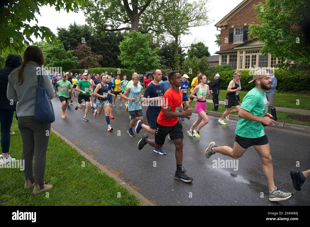 USA; 05042024 Runners compete in the Apple Blossom 10K. Photo by