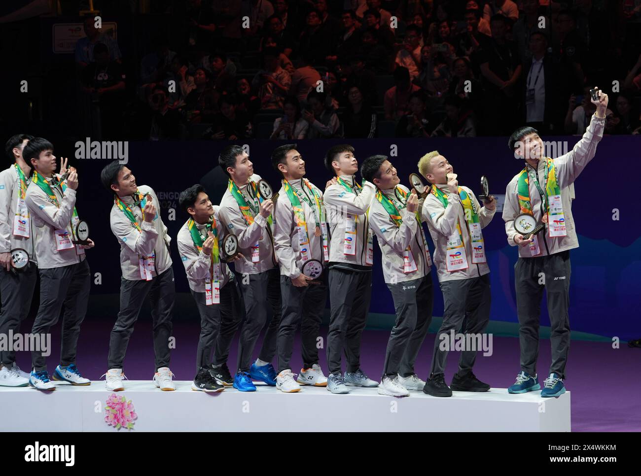 (240505) CHENGDU, May 5, 2024 (Xinhua) Team Malaysia take a