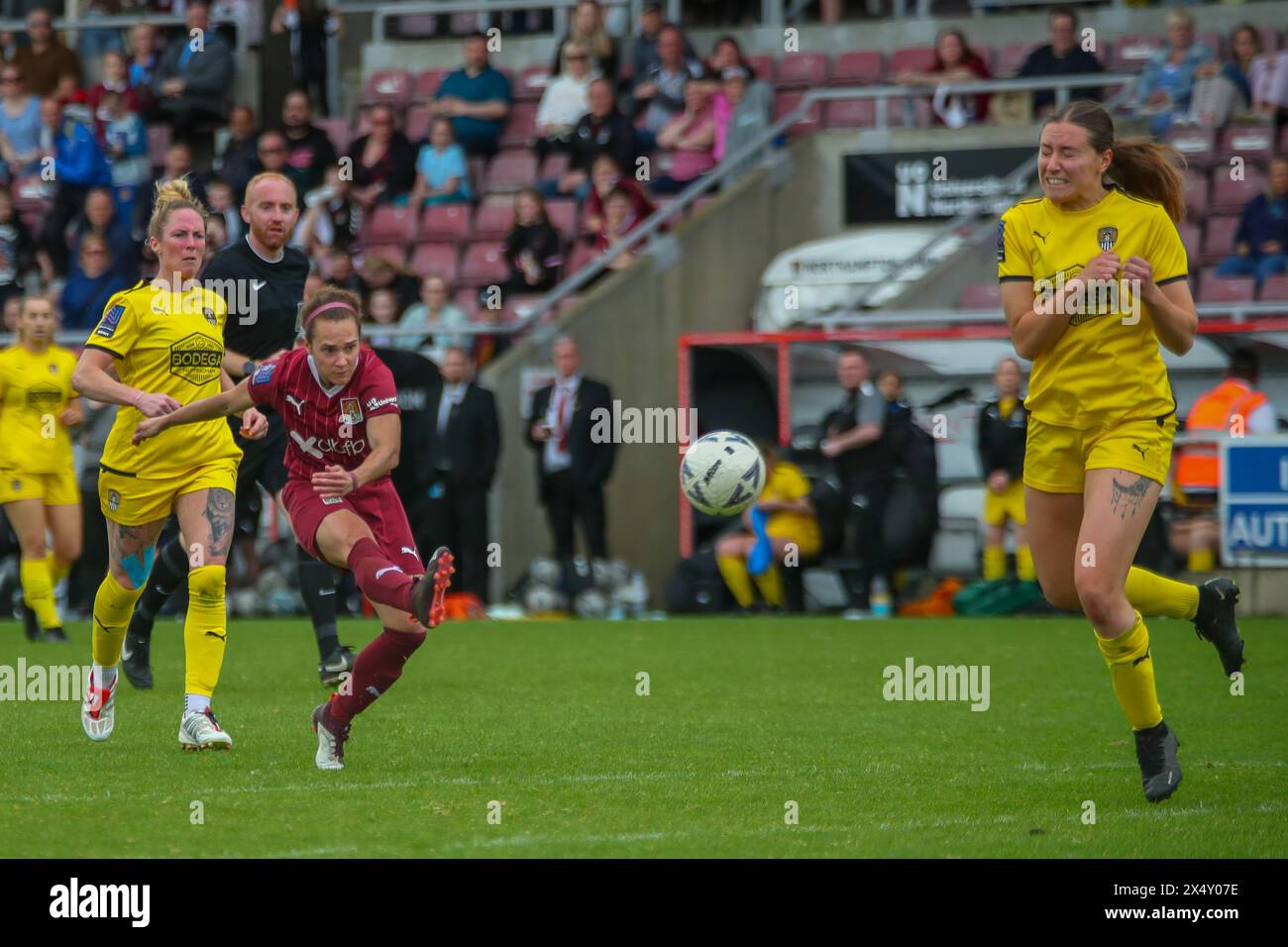 Northampton, UK. 05th May, 2024. Northampton 5 May 2024:Northampton's Jade Bell shoots and scores to make it a hattrick against Notts County Women in FA Womens National League. Credit: Clive Stapleton/Alamy Live News Stock Photo