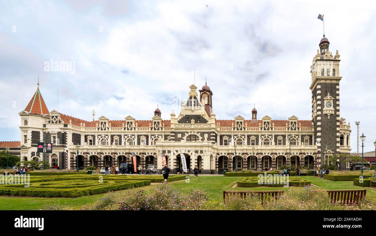 Dunedin New Zealand 9 September 2023 The Iconic Dunedin Railway 