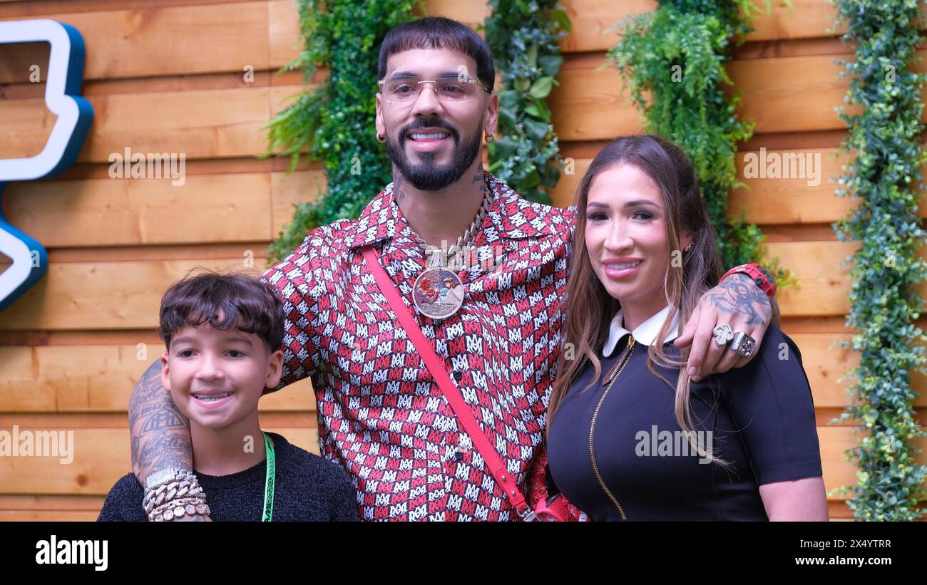Anuel aa hi-res stock photography and images - Alamy