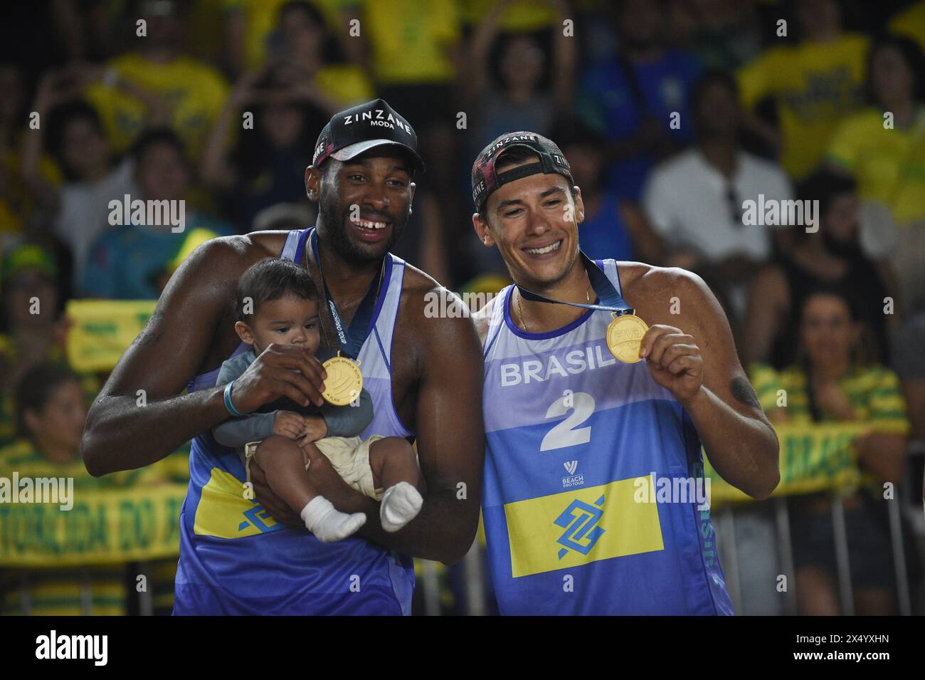 Mens pro volleyball hires stock photography and images Alamy