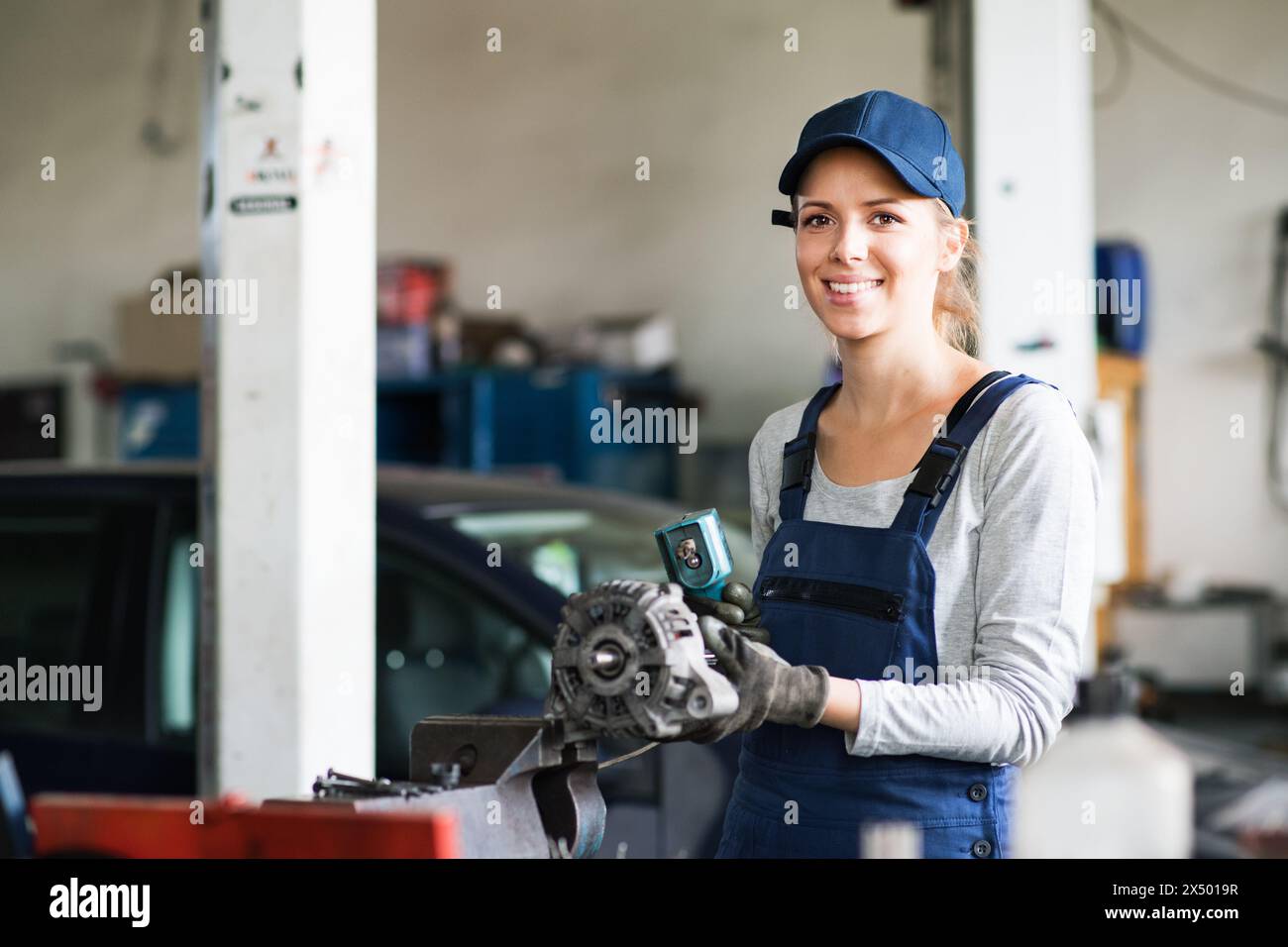 Young competent auto mechanic hi-res stock photography and images - Alamy