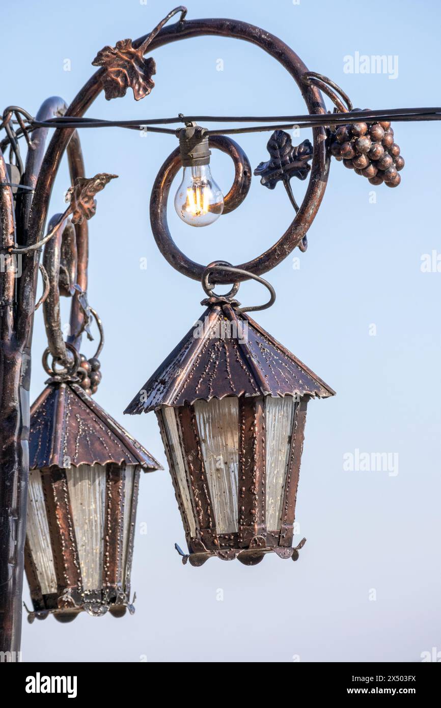 Antique vintage lanterns hi-res stock photography and images - Alamy