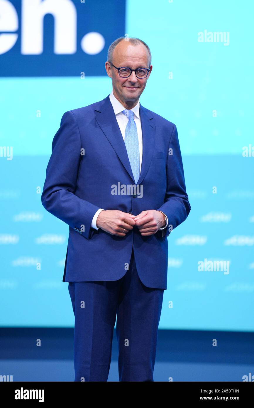 36. Bundesparteitag der CDU Deutschland 2024 Friedrich Merz, Vorsitzender der CDU erleichtert und freudig nach seiner Rede zum Bericht des Vorsitzenden auf dem 36. Parteitag der CDU Deutschlands im Estrel in Berlin , Berlin , 06.05.2024 Berlin Berlin Deutschland *** 36 Federal Party Congress of the CDU Germany 2024 Friedrich Merz, Chairman of the CDU relieved and joyful after his speech on the Chairmans Report at the 36 Party Congress of the CDU Germany at the Estrel in Berlin , Berlin , 06 05 2024 Berlin Berlin Germany Stock Photo