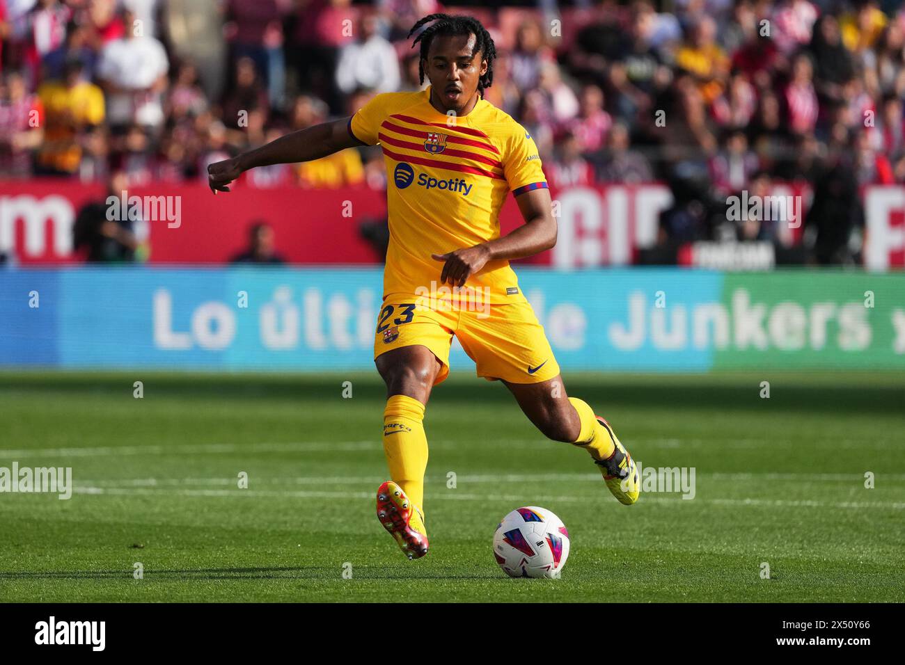 Girona, Spain. 04th May, 2024. Jules Kounde of FC Barcelona during the La Liga EA Sports match between Girona FC and FC Barcelona played at Montilivi Stadium on May 04, 2024 in Girona, Spain. (Photo by Colas Buera/Pressinphoto/Icon Sport) Credit: PRESSINPHOTO SPORTS AGENCY/Alamy Live News Stock Photo