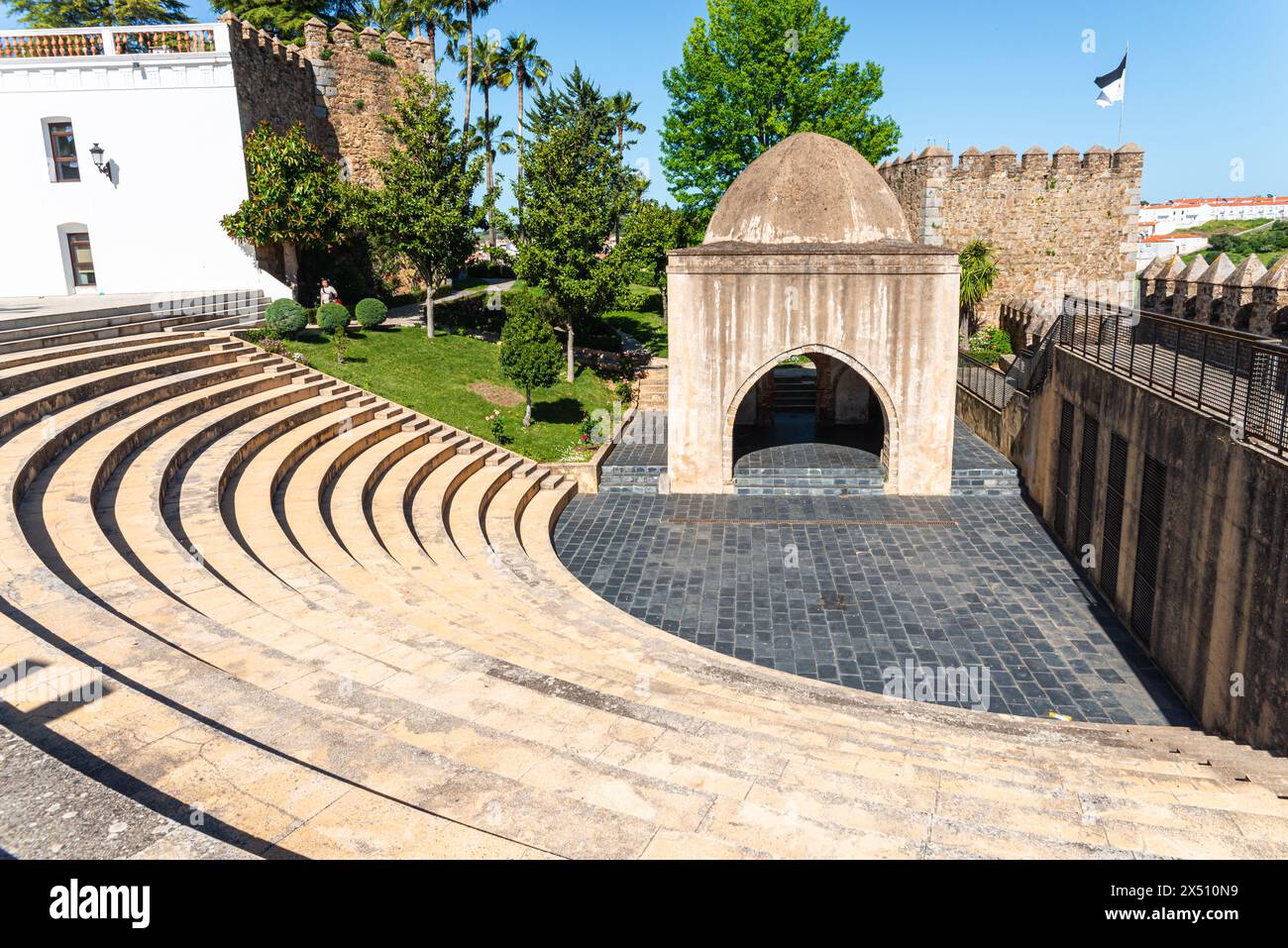 amphitheater-of-the-alc-zar-of-jerez-de-los-caballeros-stock-photo-alamy