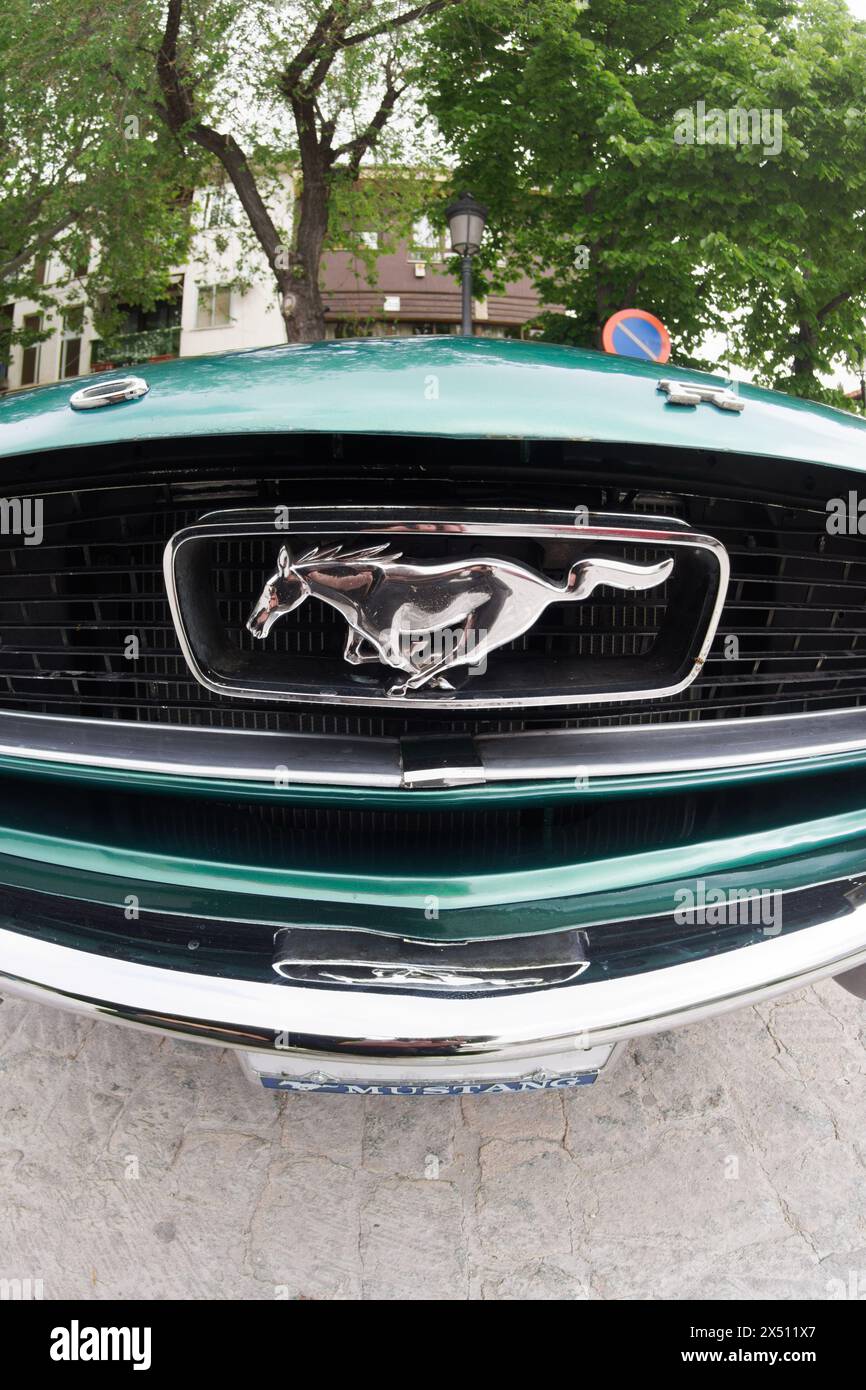 Mustang logo hires stock photography and images Alamy