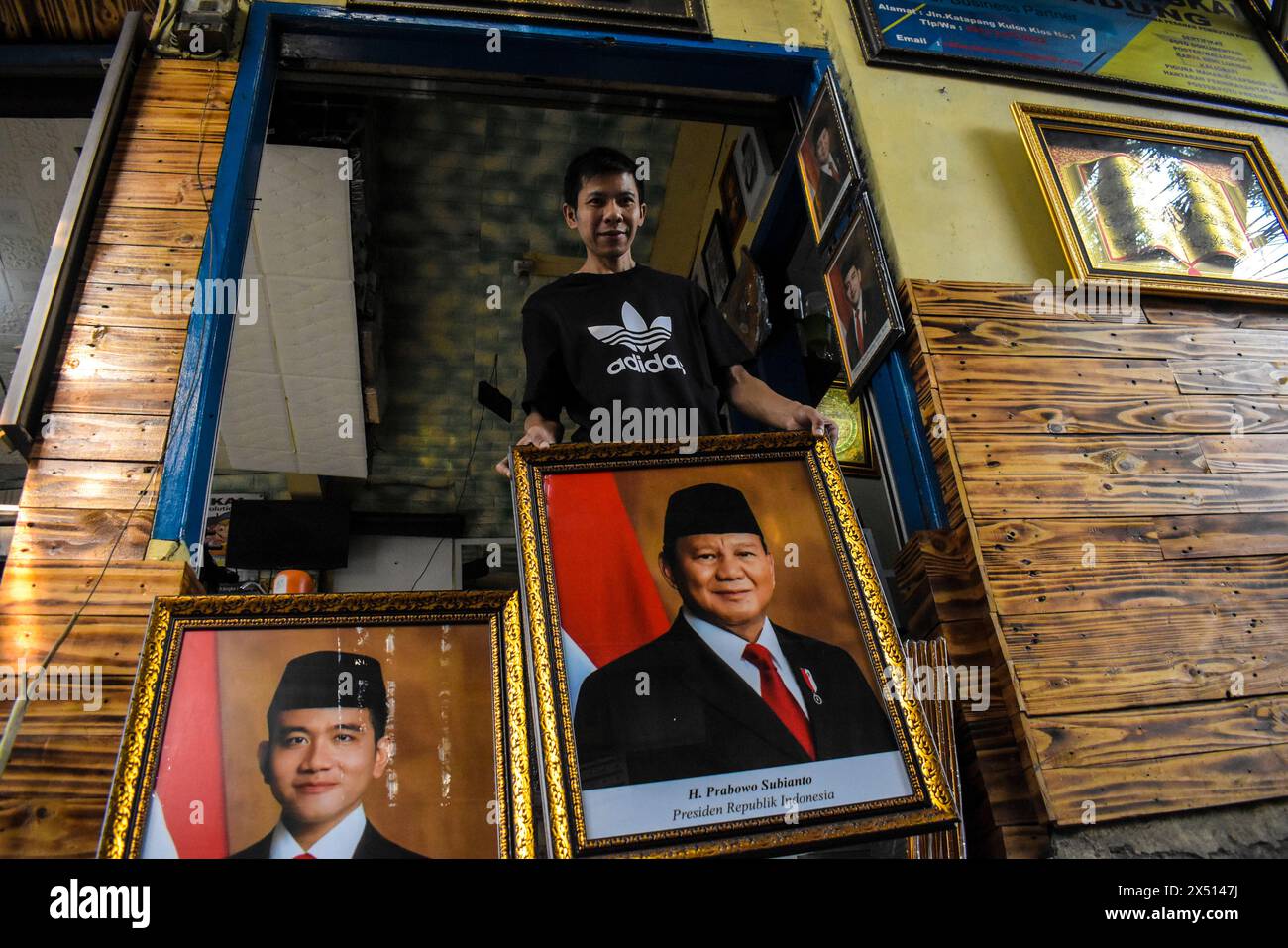 A trader sells framed photos of the President and Vice President of Indonesia elected for the 2024-2029 term of Prabowo Subianto and Gibran Rakabuming Raka in Bandung, West Java, Indonesia, on May 6, 2024. (Photo by Dimas Rachmatsyah/Sipa USA) Credit: Sipa USA/Alamy Live News Stock Photo