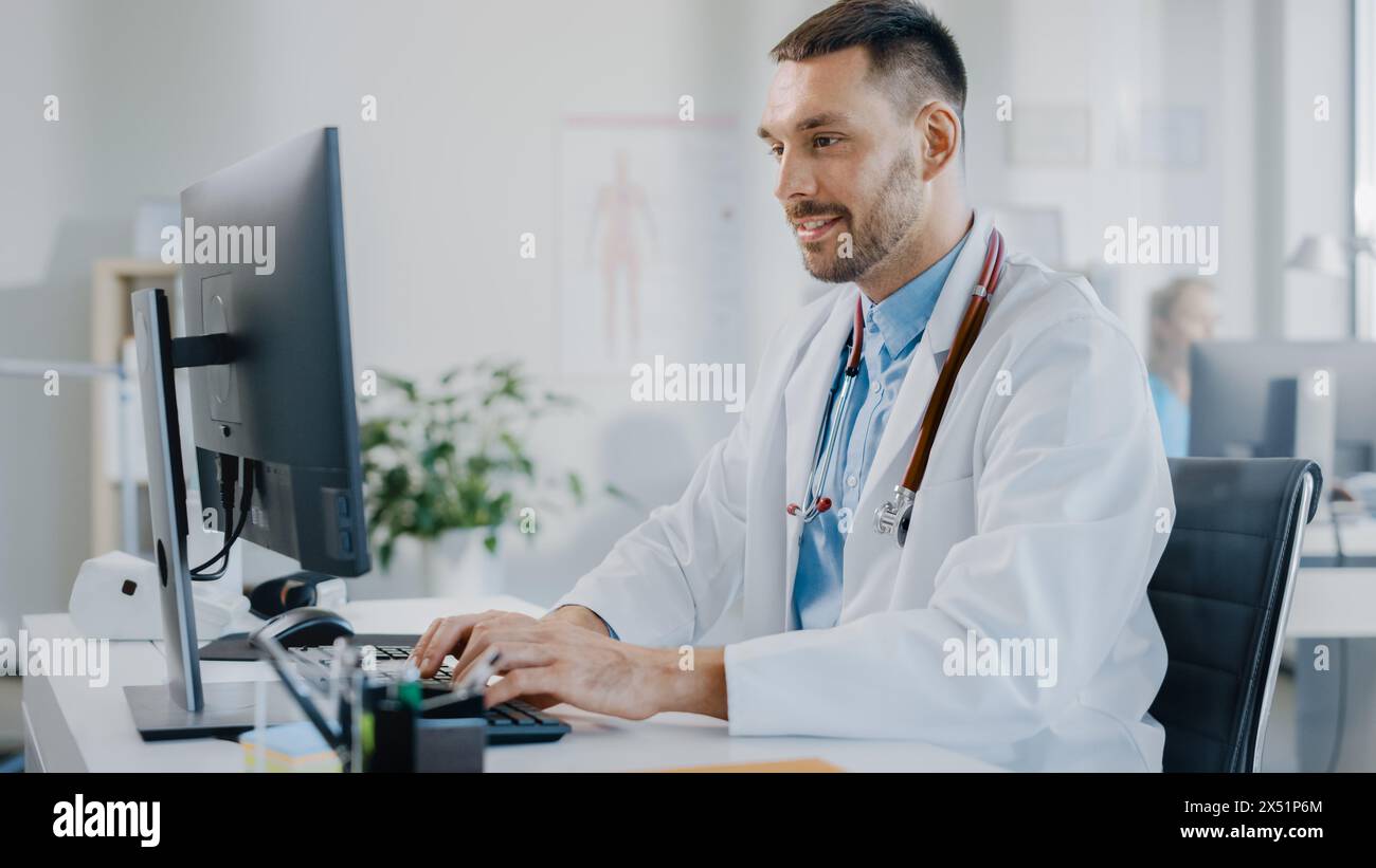 Doctor working desk practicing hi-res stock photography and images - Alamy