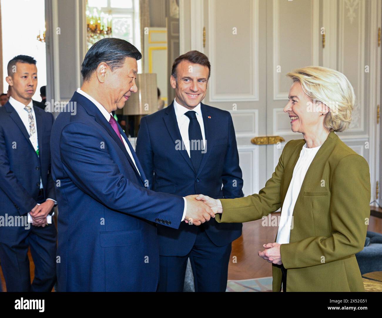Paris, France. 6th May, 2024. Chinese President Xi Jinping shakes hands with European Commission President Ursula von der Leyen in Paris, France, May 6, 2024. Xi attended a China-France-EU trilateral meeting with French President Emmanuel Macron and European Commission President Ursula von der Leyen at Elysee Palace on Monday. Credit: Li Xueren/Xinhua/Alamy Live News Stock Photo