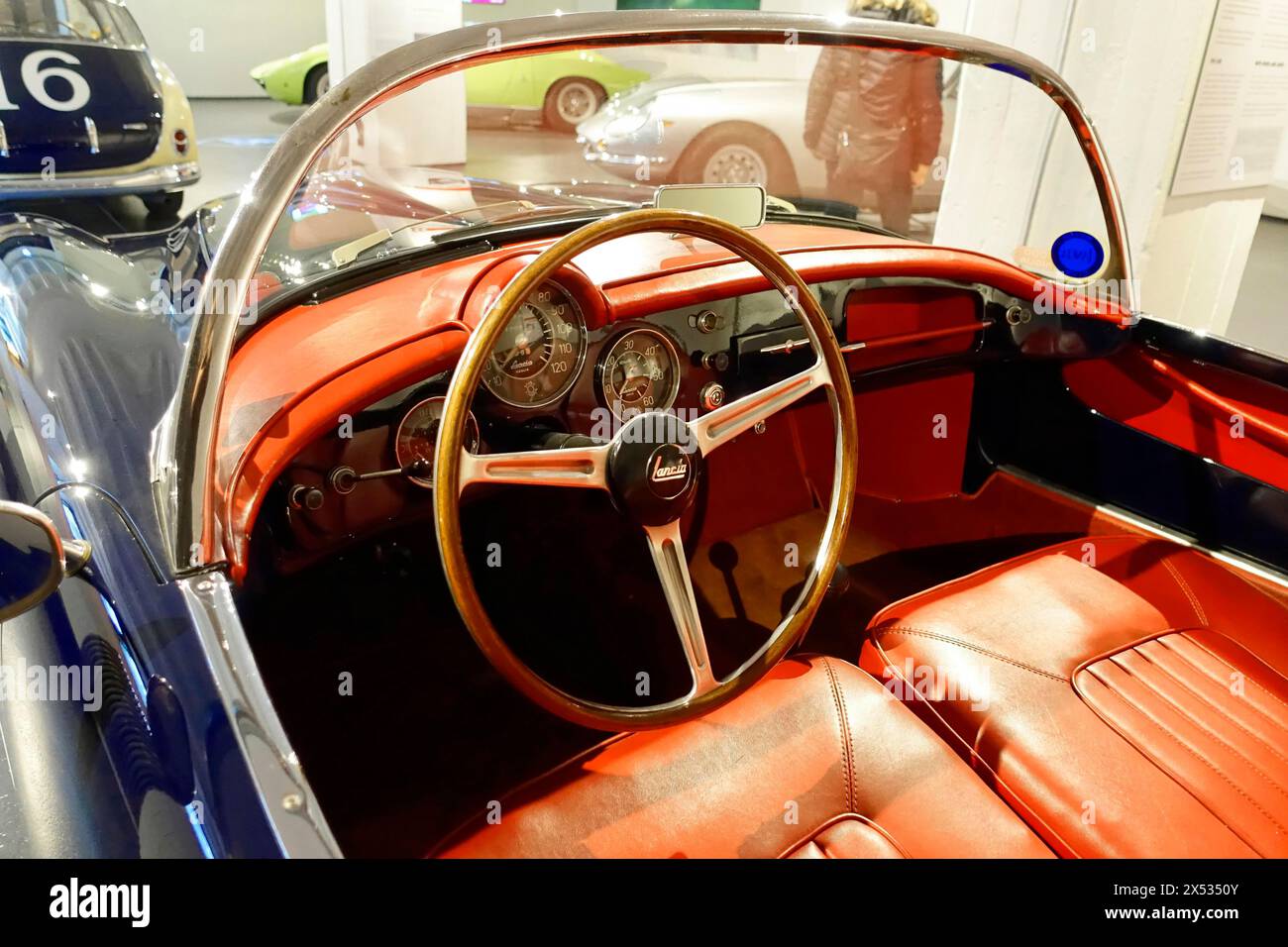 Car interior fittings hires stock photography and images Alamy