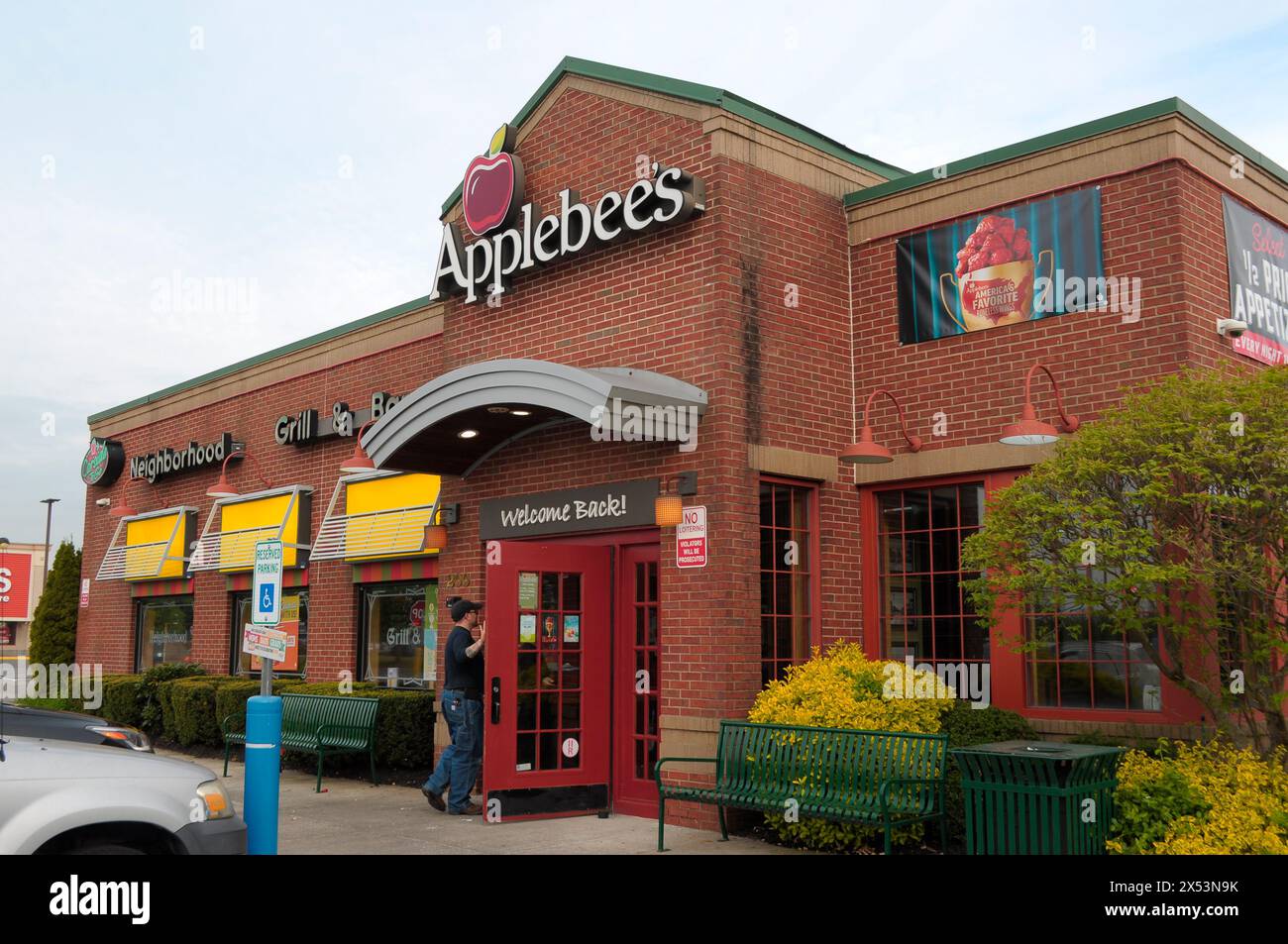 An Applebee’s restaurant is seen in the Farmingdale neighborhood in