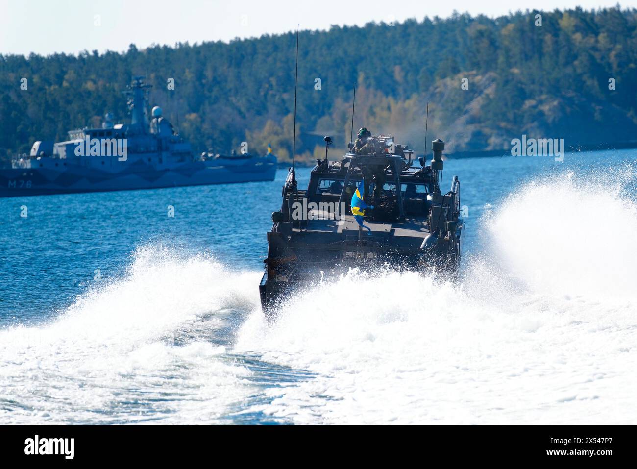 Stockholm, Sweden. 07th May, 2024. Denmarks King Frederik X, along with Swedens King Carl XVI Gustaf, visits Stockholm's amphibious regiment at the naval station Berga, Tuesday, May 7, 2024. During the visit, the king and the Swedish king are shown a Combat Boat 90 and various naval capabilities at sea. In addition, they get the opportunity to talk to Swedish attack divers. On Monday and Tuesday, the Danish royal couple will make their first state visit to Sweden. Credit: Ritzau/Alamy Live News Stock Photo