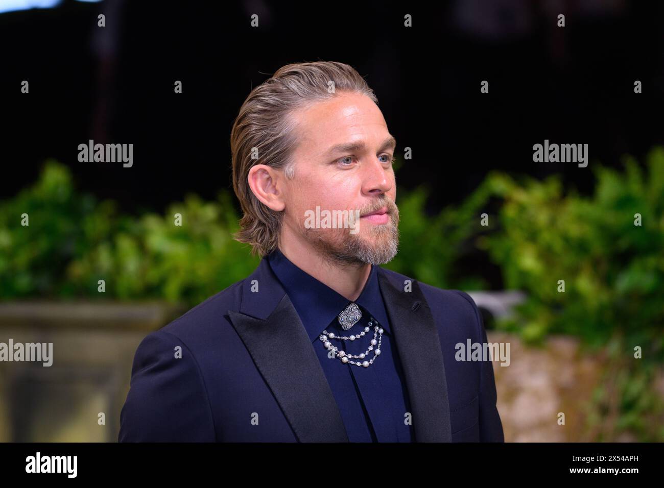 New York, USA. 6 May 2024. Charlie Hunnam attending the Metropolitan