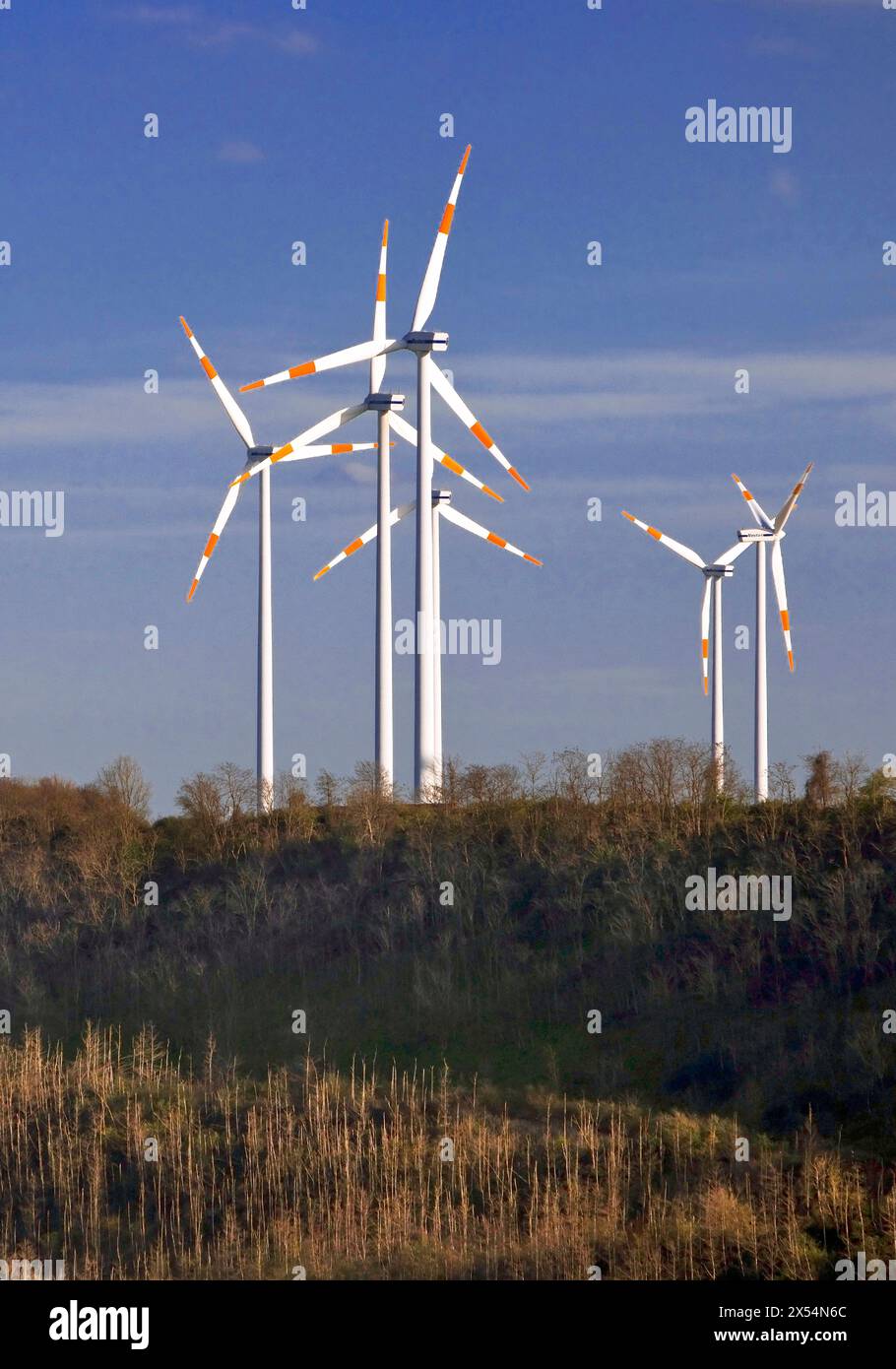 Wind turbines at the Garzweiler open-cast lignite mine, Germany, North Rhine-Westphalia, Rhineland, Juechen Stock Photo