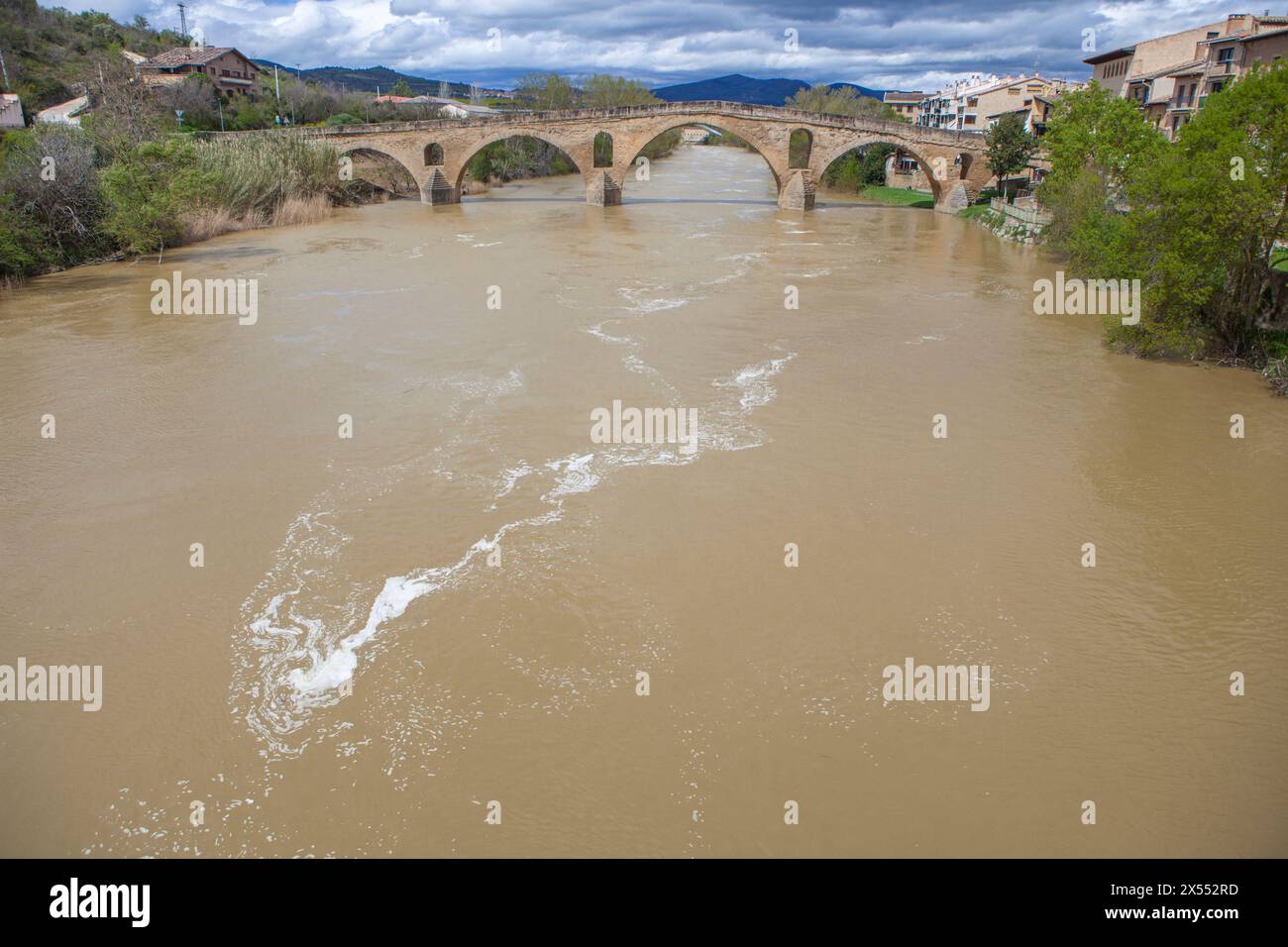 Large Romanesque bridge of Puente La Reina, Navarre, Spain Stock Photo