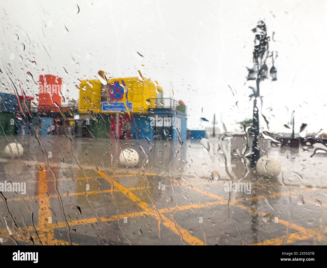 Mina Port During Rain. Rain in Doha, Qatar Stock Photo - Alamy